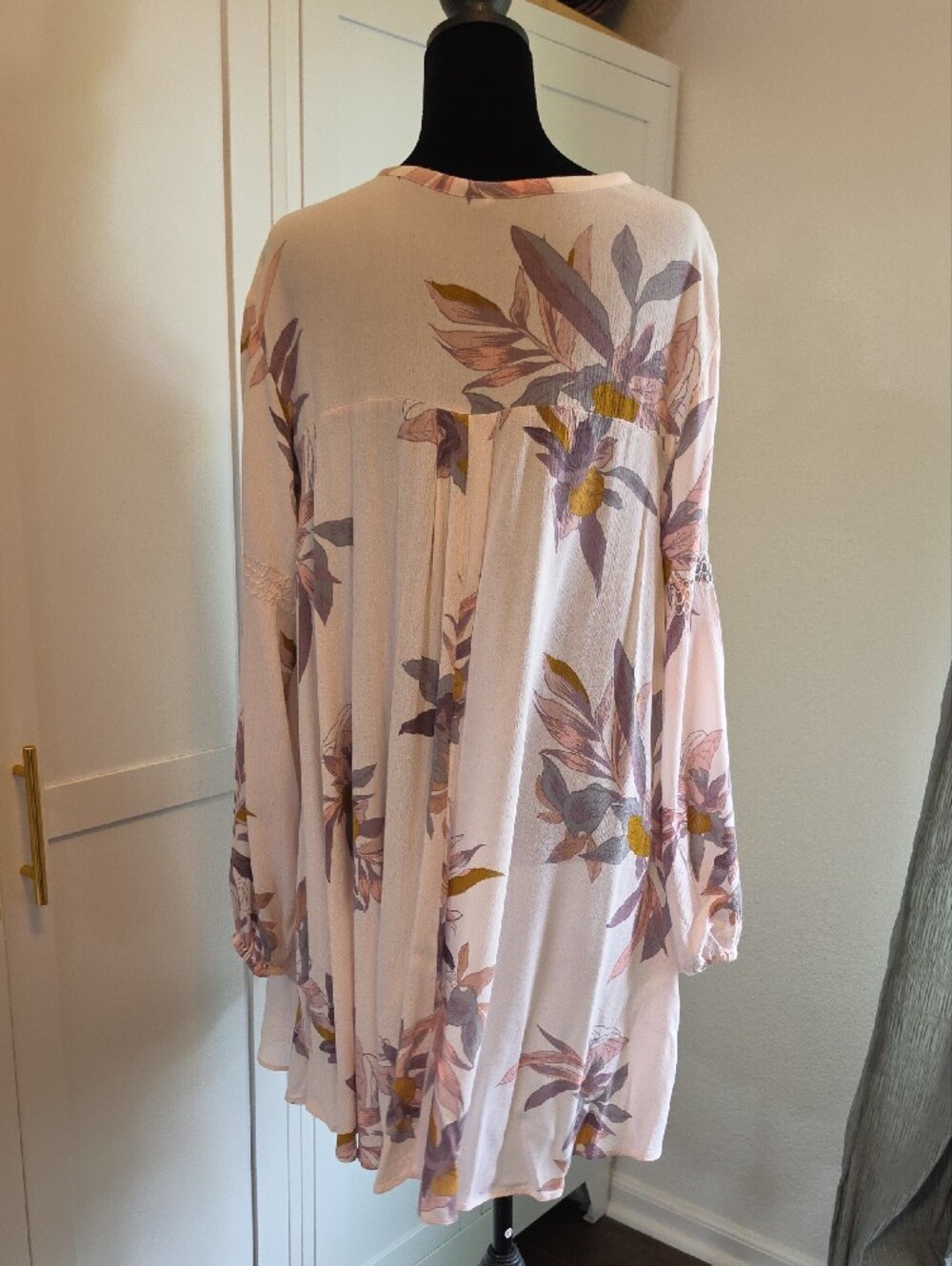 Free People Pink Floral Cutout Keyhole Mini Dress Tunic Boho Size M - Picture 6 of 13